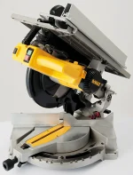 DEWALT D27113-QS scie à onglets, vue latérale