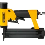 DEWALT DPN2330-XJ spillatrice pneumatica 23 Ga