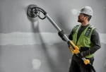 DEWALT DWE7800-QS ponceuse en utilisation